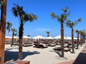Mamaia Beach Condos 2